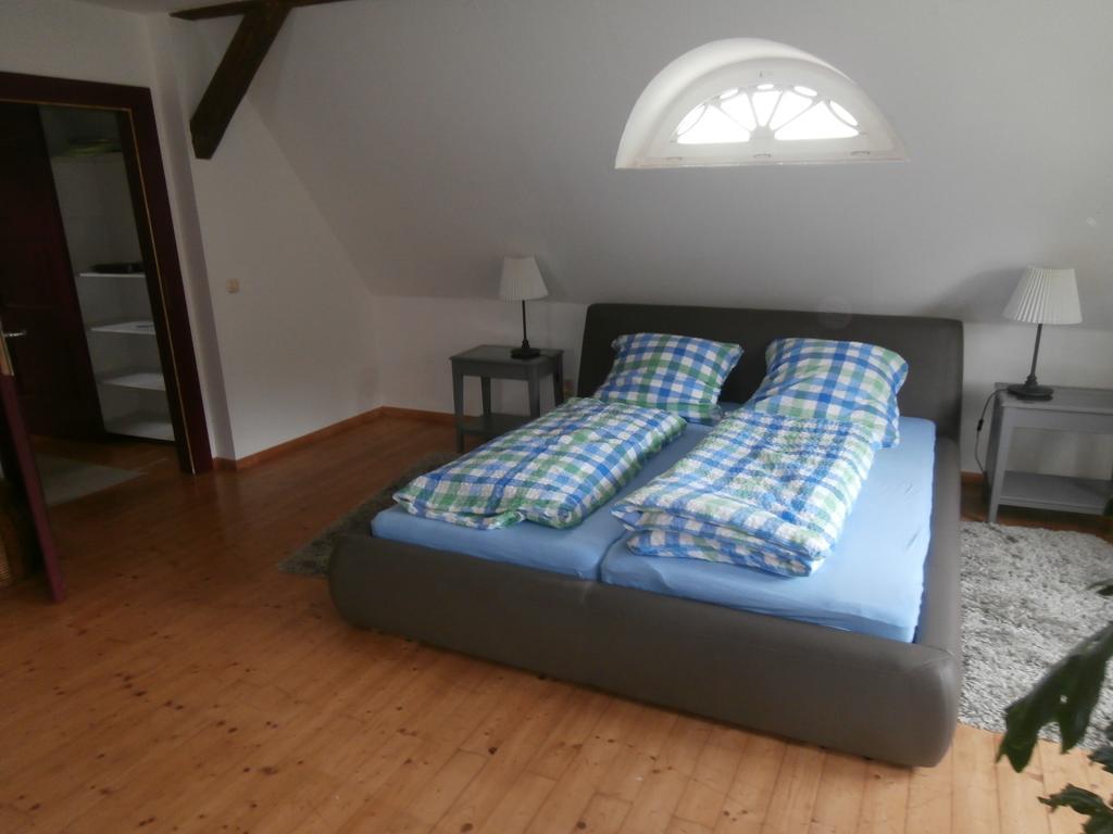 Ferienwohnung Saaleblick Halle  Zewnętrze zdjęcie